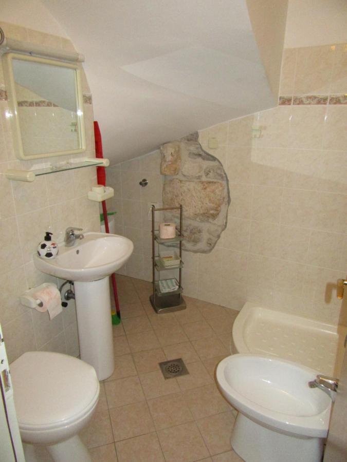 Apartment Antonio พูลา ภายนอก รูปภาพ